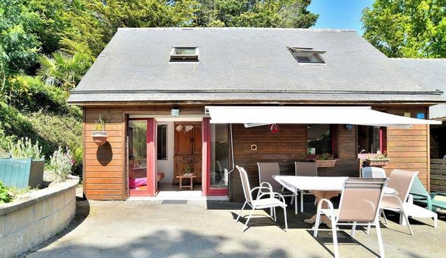 Homerez - Charming House in Pluduno with Barbecue