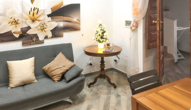 Homerez - Charming house in Carpino with terrace
