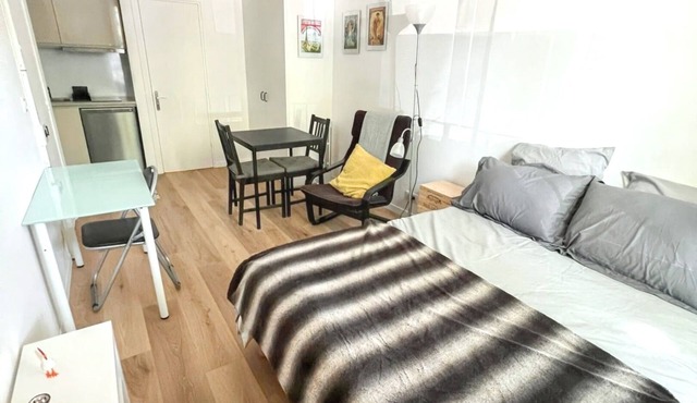 Homerez - Charming Studio in Montrouge - 20 m² - Internet included