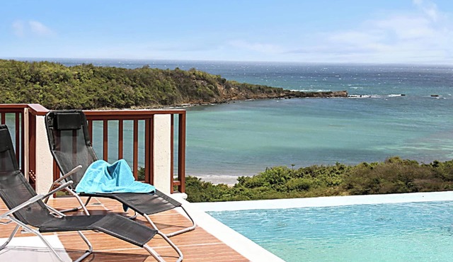 Homerez - Charming Villa in St Davids with Private Pool