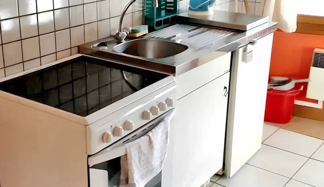 Homerez - Comfortable Apartment in Mesnay - 70 m² - Private Balcony