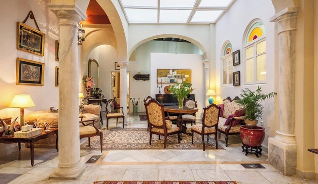 Homerez - Comfortable house in the heart of Seville with AC.