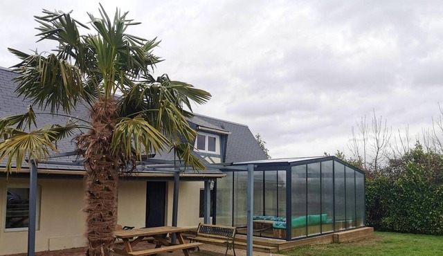 Homerez - House for 6 ppl. with jacuzzi, spa and garden at Saint-Germain-d'Aunay