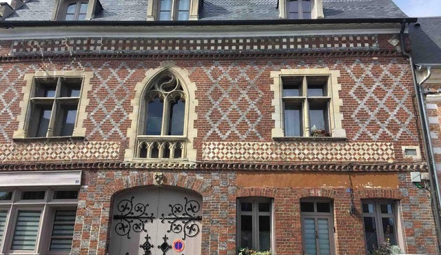 Homerez - House in Arques-la-Bataille.