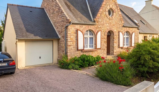 Homerez - House in Erquy with garden