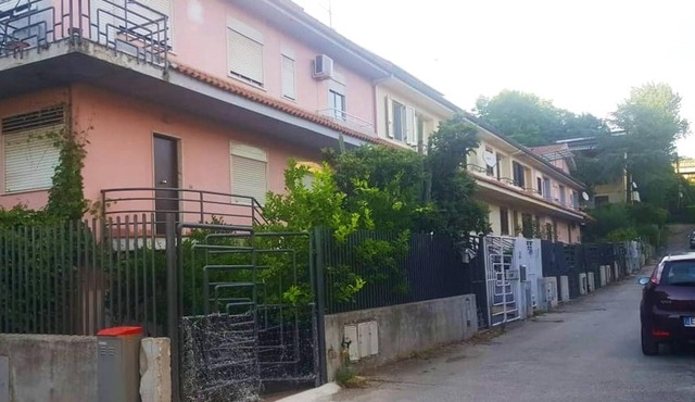 Homerez - Nice appartement for 2 ppl. with garden and terrace at Telese Terme