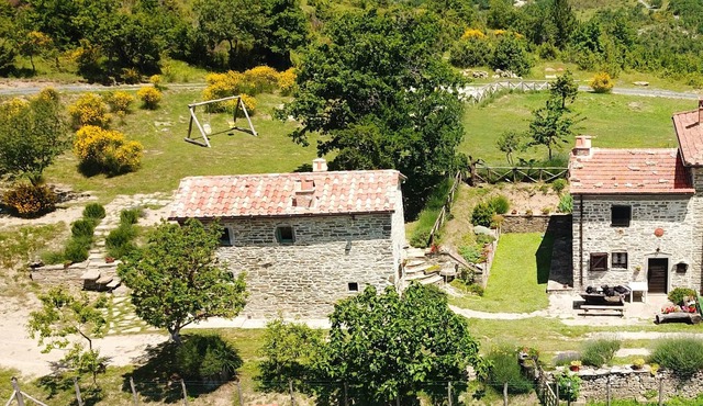 Homerez - Nice house for 3 ppl. with shared pool at Brancialino