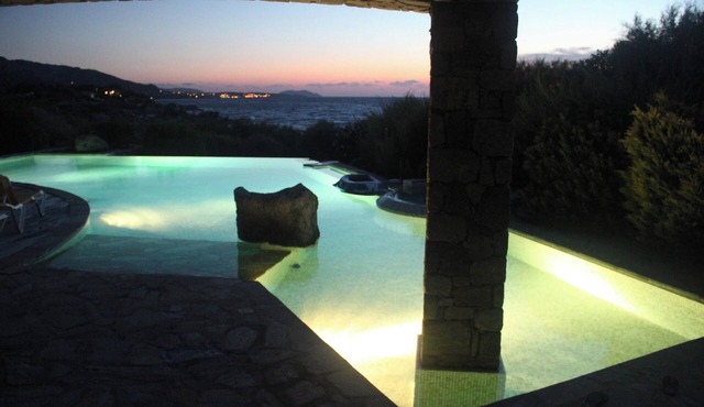 Homerez - Panoramic Villa with Sea and Mountain Views in Corbara