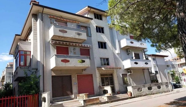 Homerez - Spacious Apartment with Sea View in Silvi - 130 m²