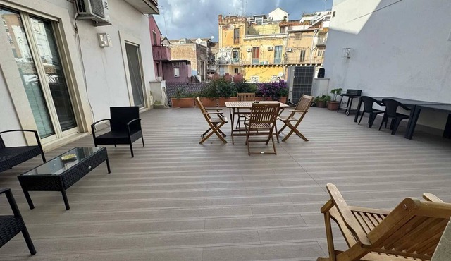 Homerez - Spacious Apt in Catania