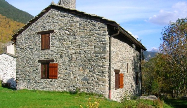 Homerez - Spacious chalet 8 km away from the slopes for 6 ppl. at Saint-André