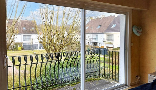Homerez - Spacious House in Maurepas with Garden and Terrace
