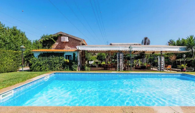 Homerez - Spacious villa with private pool in Penafiel