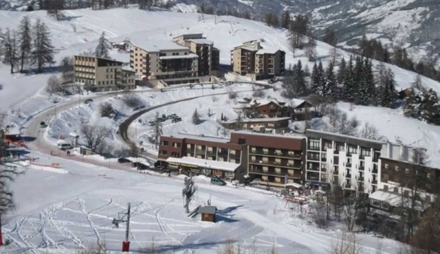 Homerez - Studio on the slopes, Enchastrayes.