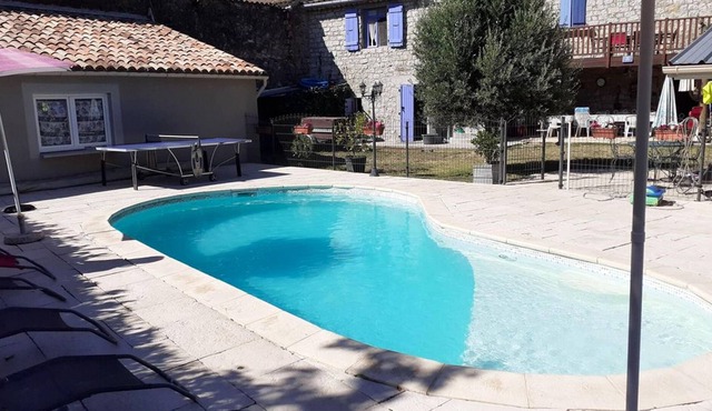 Homerez - Villa for 16 ppl. with swimming-pool, garden and terrace at Chandolas