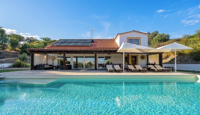 Homerez - Villa in Mora with Private Pool