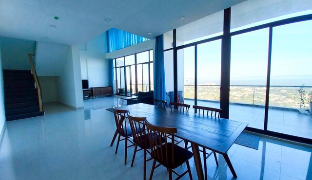 Homestay Penthouse duplex 2 tầng 240m2