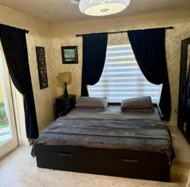 Homestay Weston Ranches