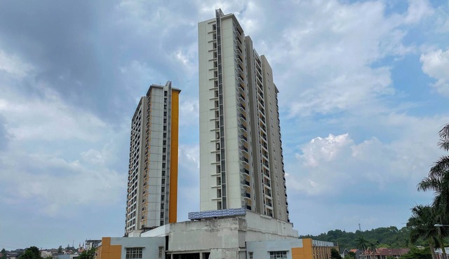Homey And Nice Studio Cinere Bellevue Suites Apartment