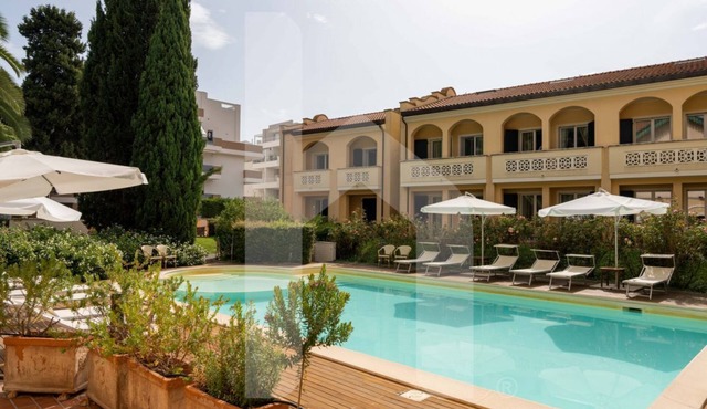 Homiday - Villa Rosella, Two Bedroom Apartment Interior 1