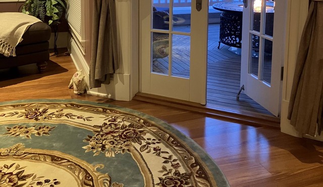 Honeymoon Suite w/private deck over looking St Croix River.