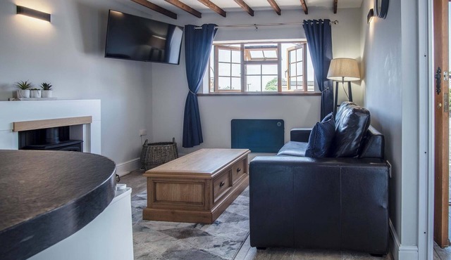 Honeysuckle Cottage - 1 Bedroom - Amroth