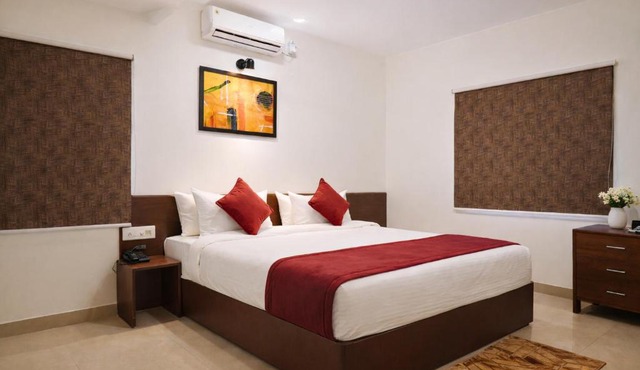 Hop Inn Service Apartment Hotel