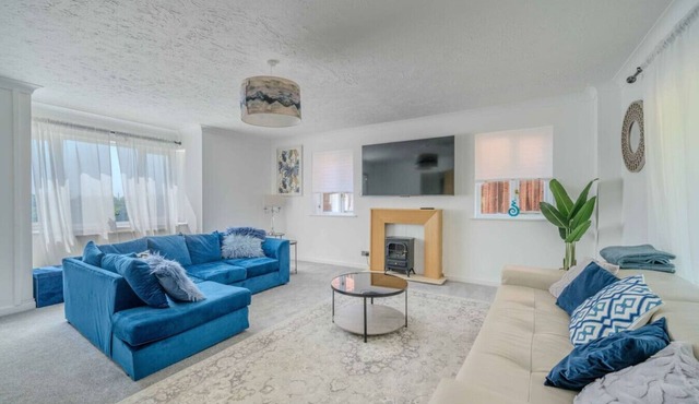 Horizon House*Sleeps 12*Parking*Corporate*Groups