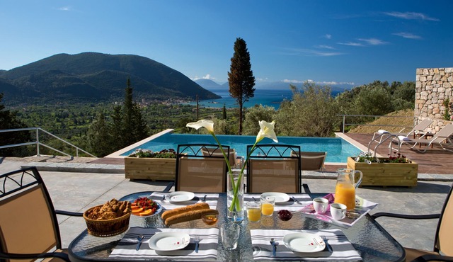 Horizon Villa Anna with stunning sea view close to Blue Flagged beach Ponti