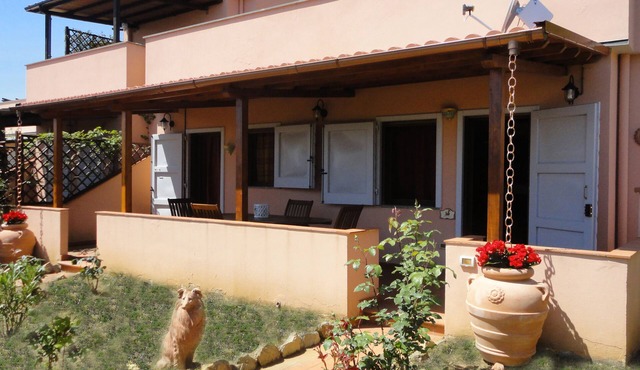 Horizons on the splendid Val di Cornia scenic two and comfortable