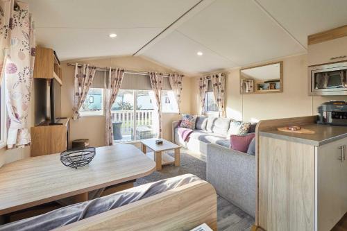Host and Stay - 421 Wooler Park