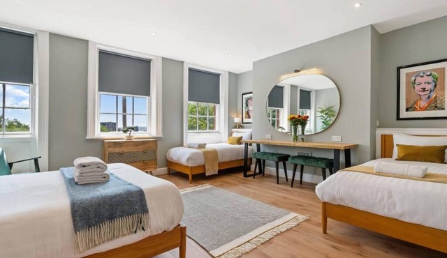 Host Apartments Upper Duke Street Apartment