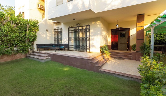 Host Prime Classic Villa At Rehab City