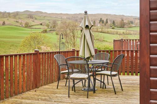 Host & Stay - Pine View