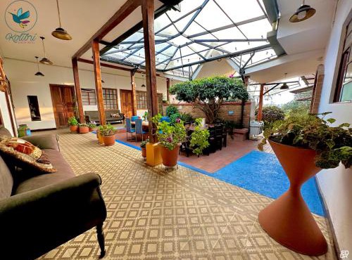 Hostal Kolibrí guasca, Hermosa Casa Colonial en el centro de Guasca