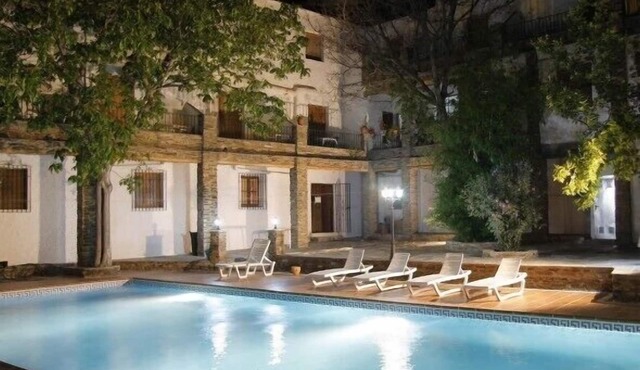 Hostal Poqueira