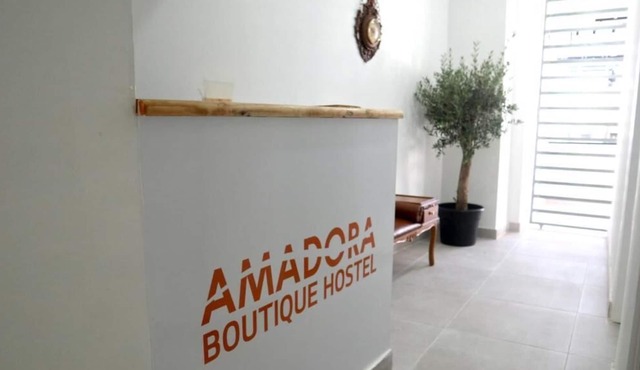 Hostel Acolhedor Situado no Coração da Amadora!