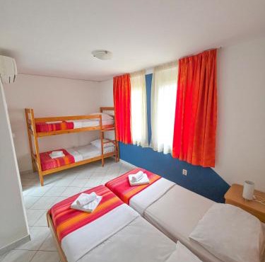 Hostel Amfora