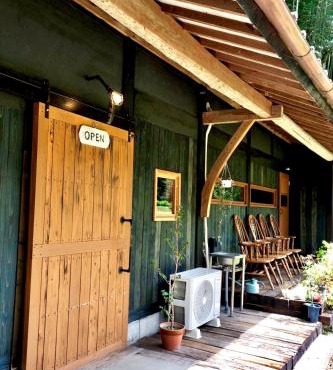 hostel+cafe たね