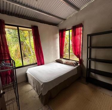 Hostel Guacimo