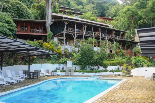 Hostel Plinio