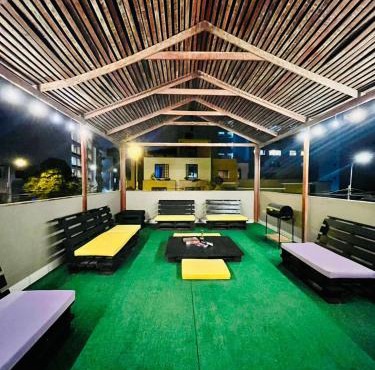 Hostel rivendell lima