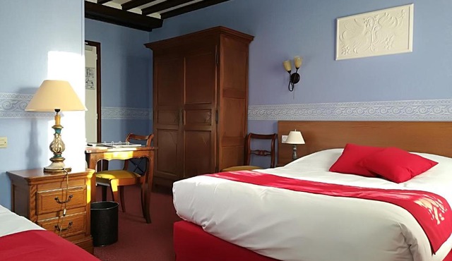 Hostellerie Saint Martin- Logis Hôtel et Restaurant