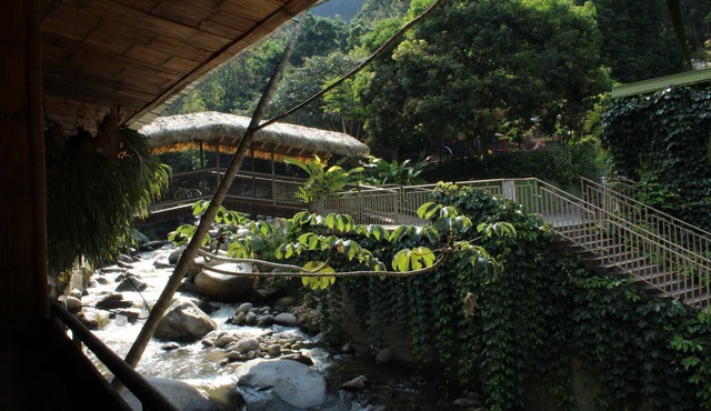 Hostería Río Escondido