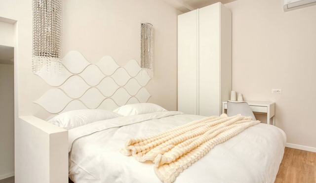 Hostmate - Milano - Imperia's Pearl - Romolo IULM