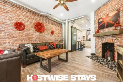 HostWise Stays - Prime Location in Lawrenceville, Exposed Brick 2BR Home