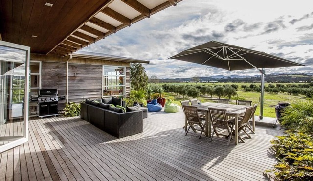 Hot Sands Olive Estate - Peaceful haven in a gated community close to estuary and golf courses