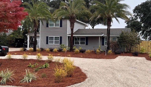 Hot Tub, Fire Pit, Savannah, Tybee