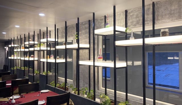 Hotel Aarunya Royale