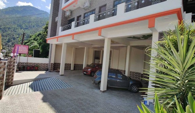 Hotel Aashriwad
